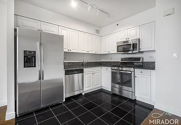 Rented by Mirador Real Estate | media 29