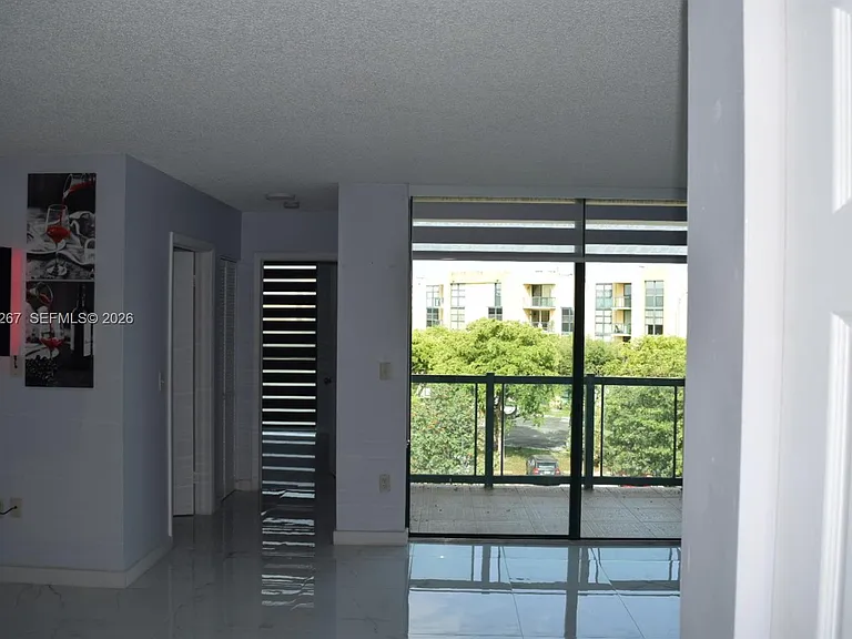 2075 SW 122nd Ave #415 — Photo 43