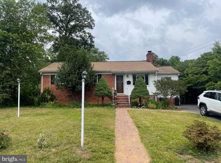 7210 Normandy Ln, Falls Church, VA 22042
