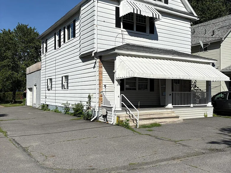 601 Dean St #2 — Photo 1