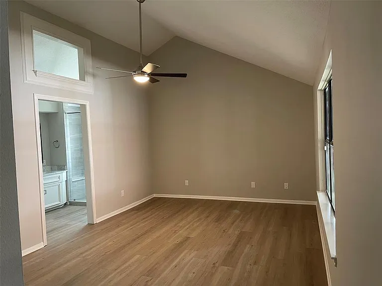 1015 Cascade Creek Dr — Photo 13