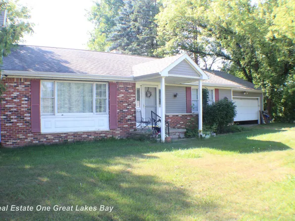 3254 S Plain Rd, Caro, MI 48723