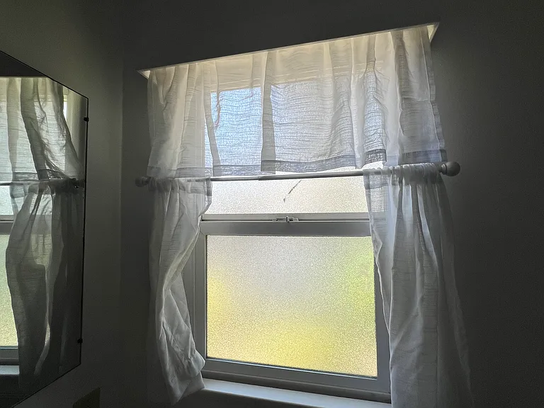 635 W Commonwealth Ave #A — Photo 31