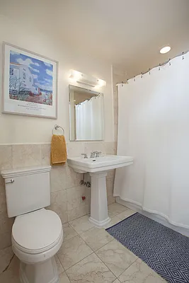 Rented by BLU Real Estate | media 11