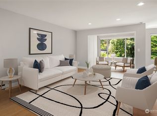 2210 NE 92nd St APT 304, Seattle, WA 98115