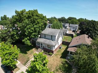 4142 Upton Ave N, Minneapolis, MN 55412