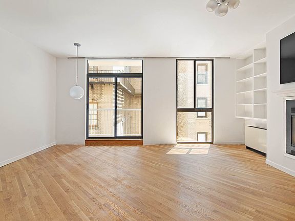 4th image of 8 W 65th St APT 4B