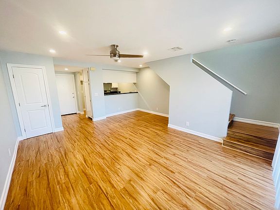 5th image of 1029 Mira Mar Ave APT 1