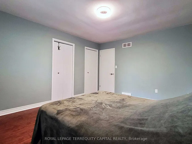 16 Mayfair Ct — Photo 12