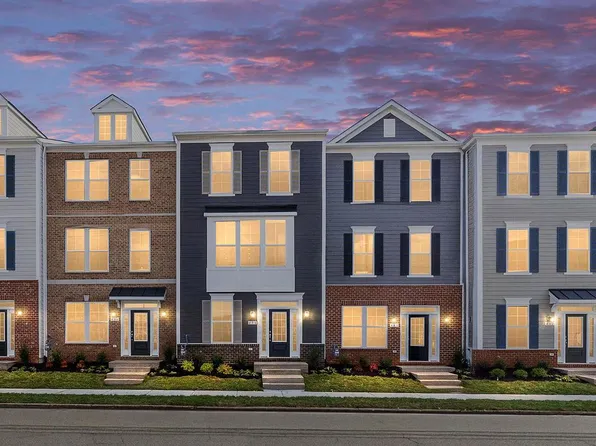 438 Germania St, Fredericksburg, VA 22401