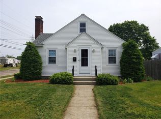 190 Woodhaven Rd, Pawtucket, RI 02861