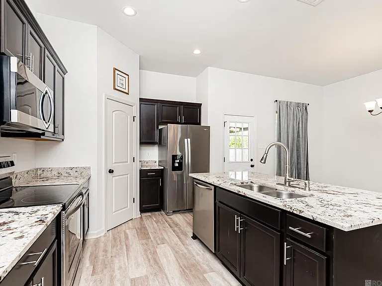 18311 Terraceside Dr — Photo 10