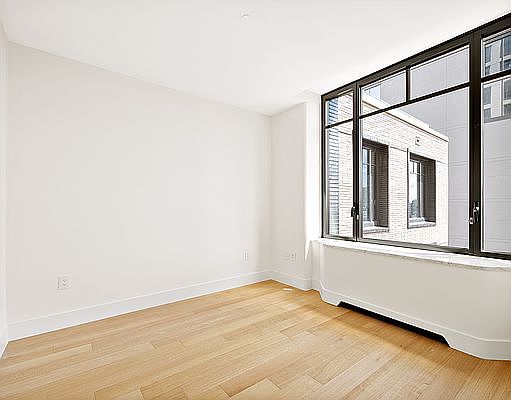 5th image of 110 Charlton St APT 20F