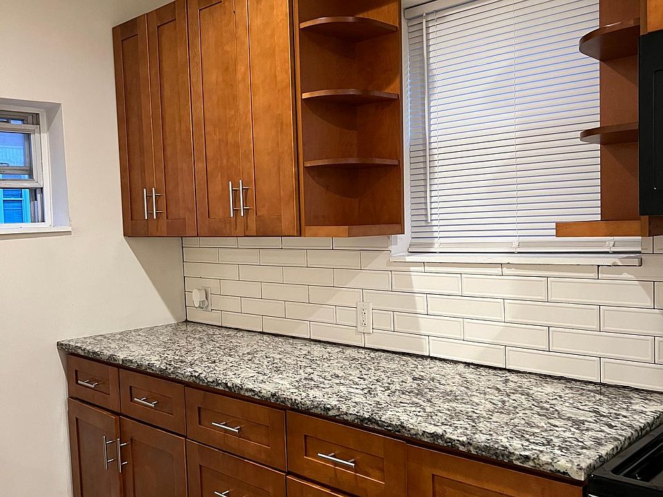 1st image of 4844 Unruh Ave #B