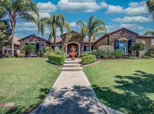 12004 Bedfordshire Dr, Bakersfield, CA 93311