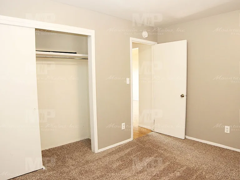 2909 Sumac St #A — Photo 8