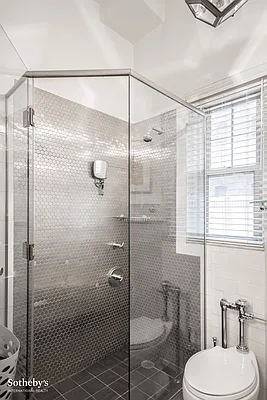 Sold by Sotheby's International Realty | media 5