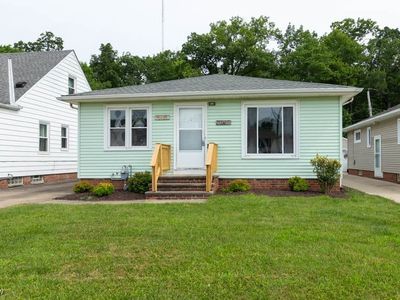 2602 Park Dr, Parma, OH, 44134