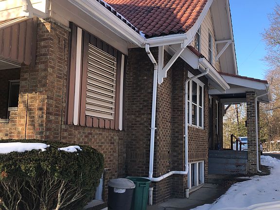 2nd image of 142 Glenwood Dr