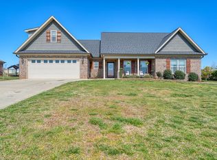 927 Love Springs Rd, Cowpens, SC 29330