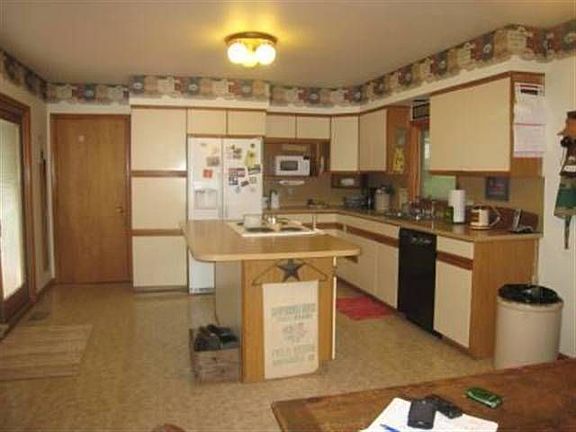 2nd image of 8606 State Road 38 E
