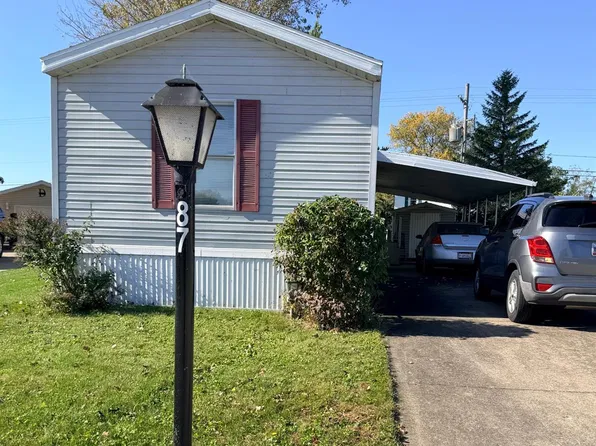 87 W Bass Cir, Marblehead, OH 43440