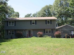 4 Farview Rd, Brookfield, CT 06804