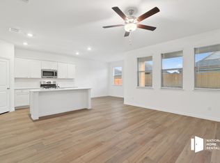 917 High Noon Dr, Haslet, TX 76052