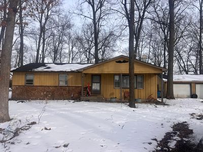 645 S 150 E, Kouts, IN, 46347