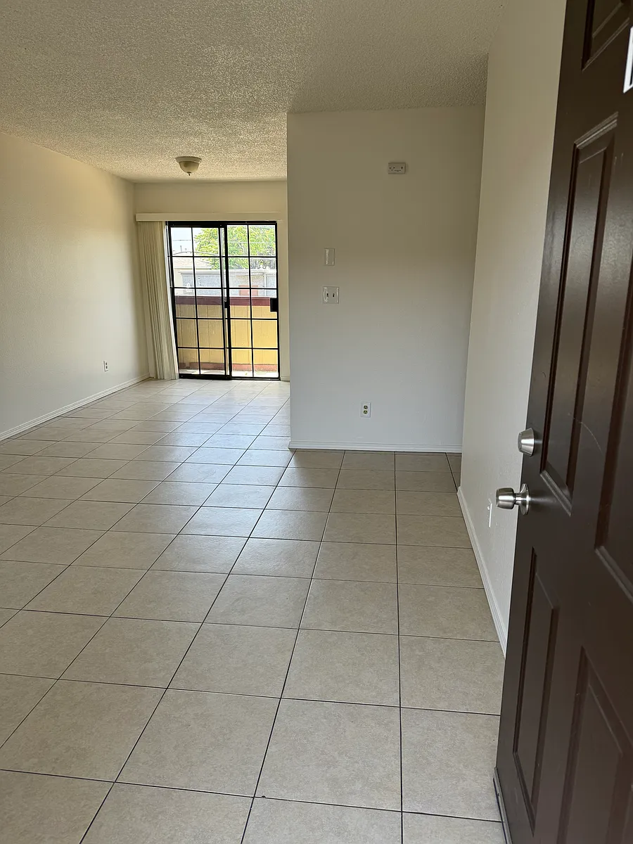 Building Photo - 11335 Tiara St #14