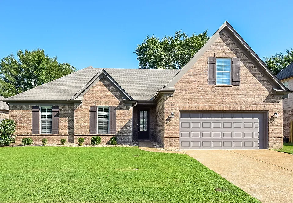 125 Clay Hill Dr