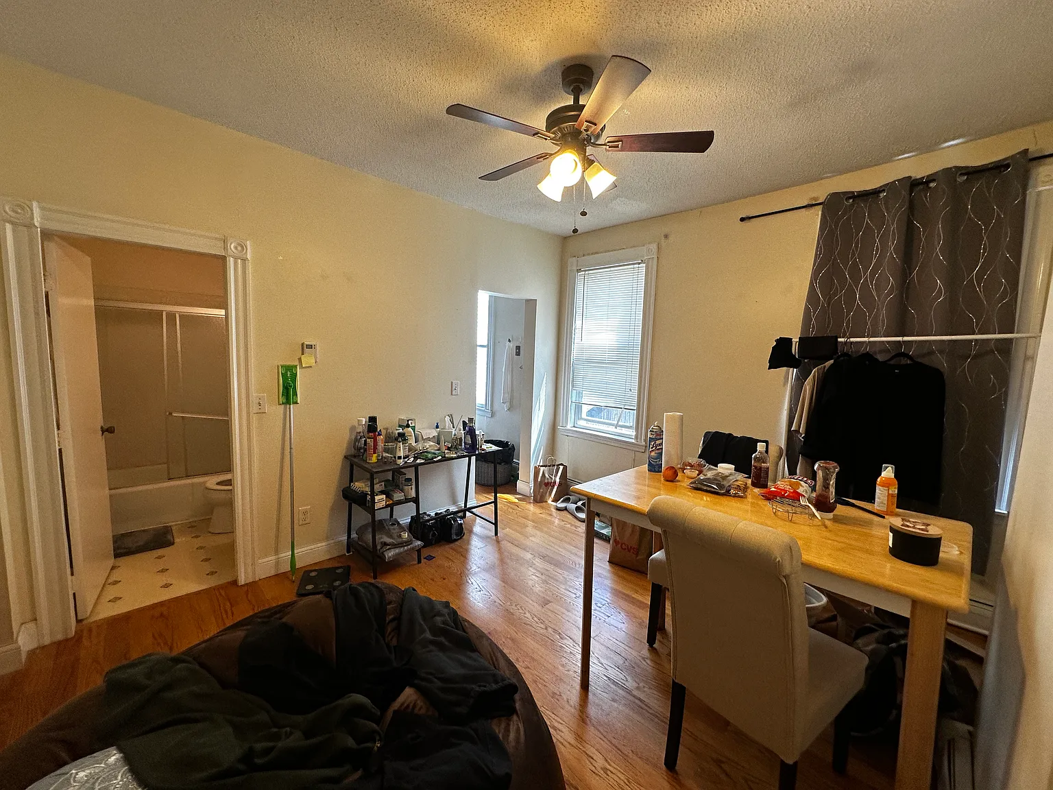 1 bed, 1.0 bath, $2,800 — Photo 2