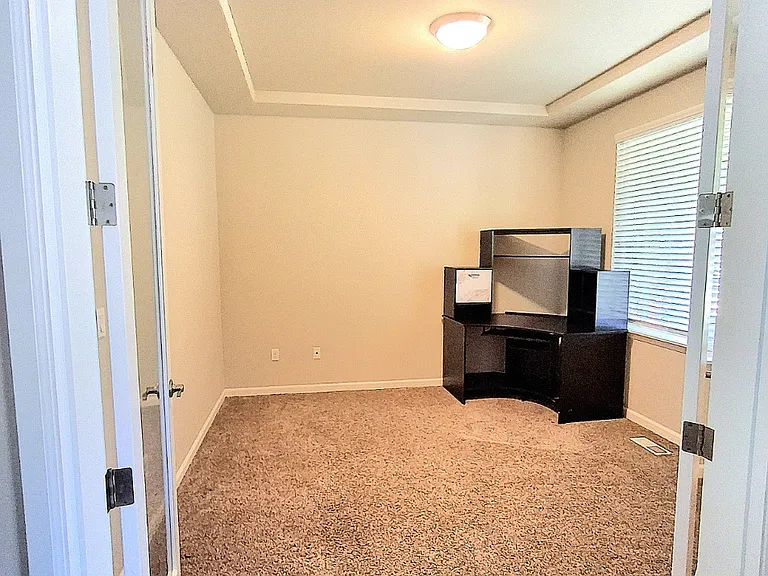 4946 Skylark St NE — Photo 3