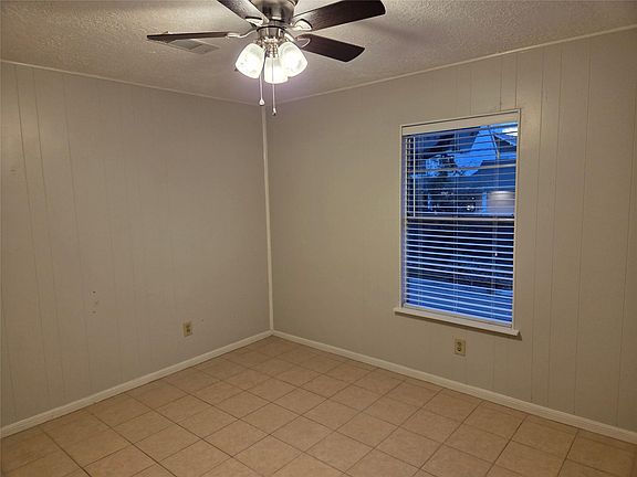 5th image of 902 1/2 Euclid St