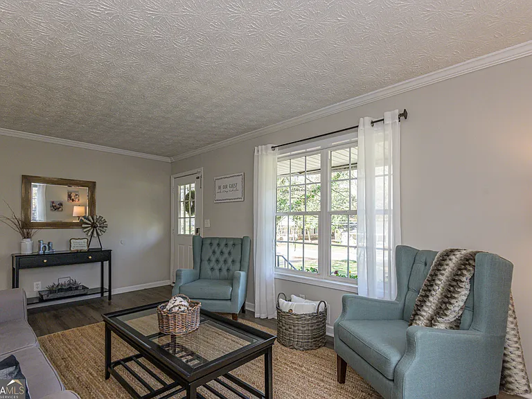 196 Etowah Dr — Photo 6