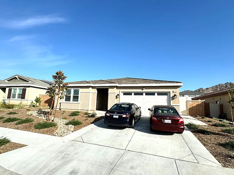 7716 Caroline Marie Ct — Photo 1