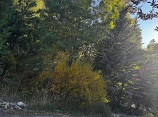 2 Minaret Rd, June Lake, CA 93529