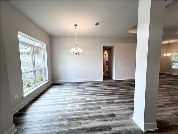 5th image of 1711 Trail Side Way