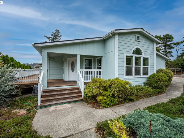 88192 Leeward Dr, Florence, OR 97439