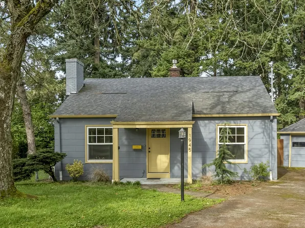 1945 NE Bell Dr, Portland, OR 97220