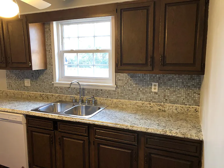 703 Marsfield Rd — Photo 8