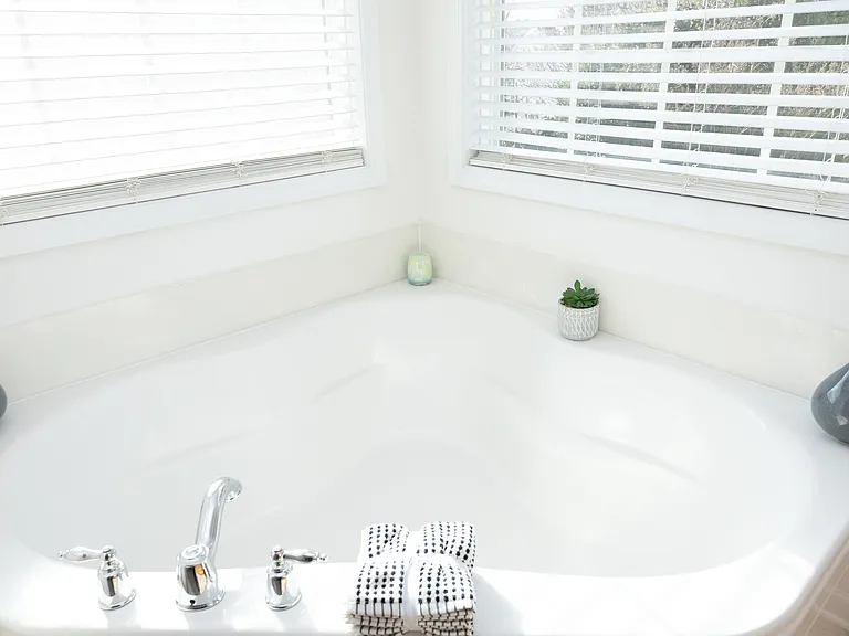 1428 White Opal Dr — Photo 25