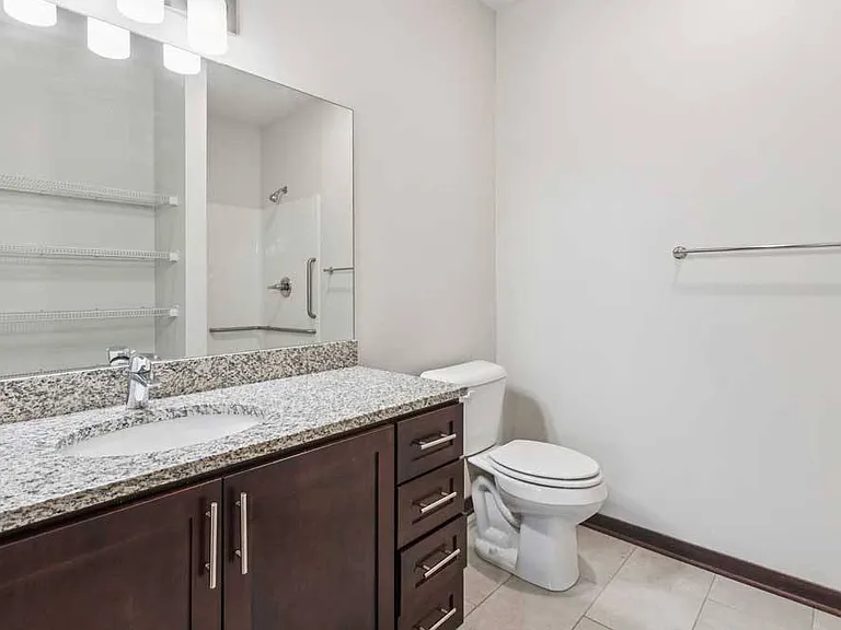 360 at Jordan West — Photo 217