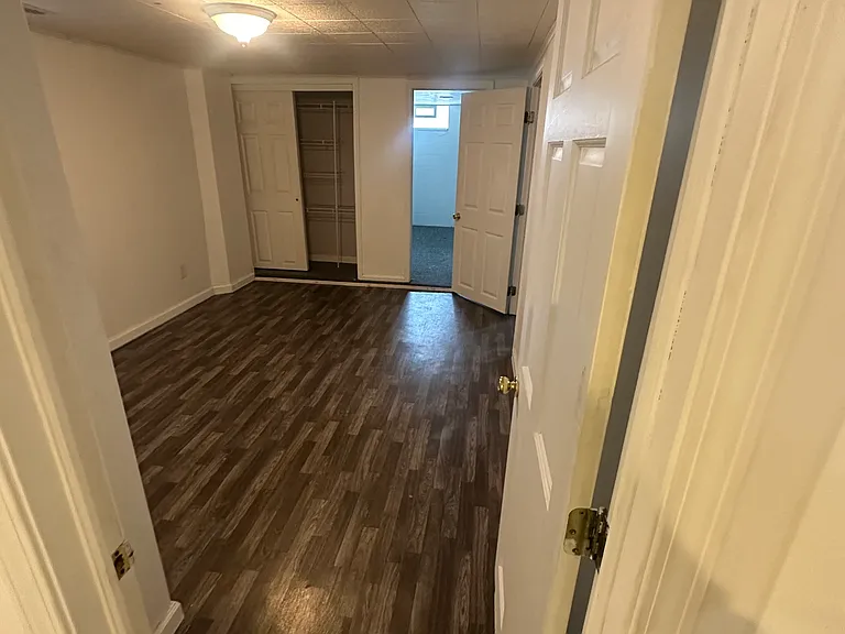 2425 W Florian Ct — Photo 4
