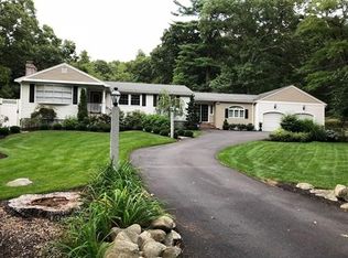 33 Page Rd, Bedford, MA 01730
