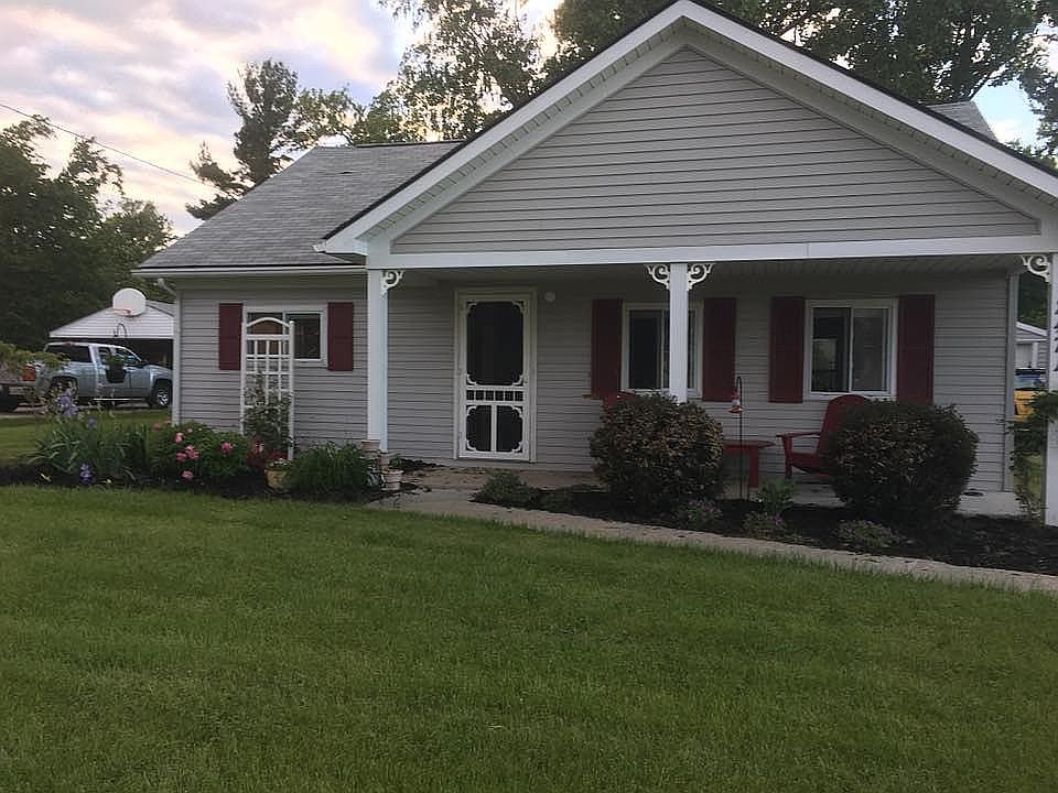 2nd image of 2471 Lindell Rd