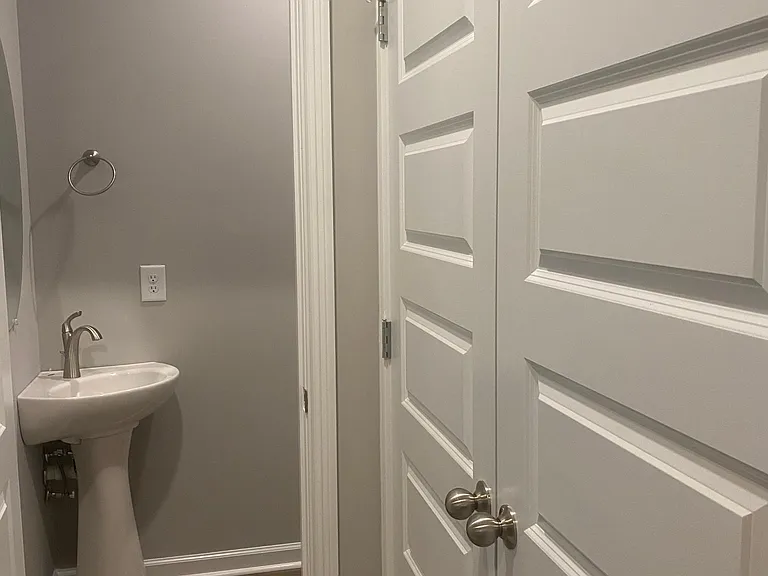 714 Gracey Ave #A — Photo 10