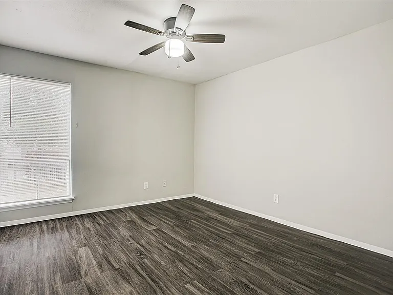 2322 Dunlavy St #10 — Photo 4