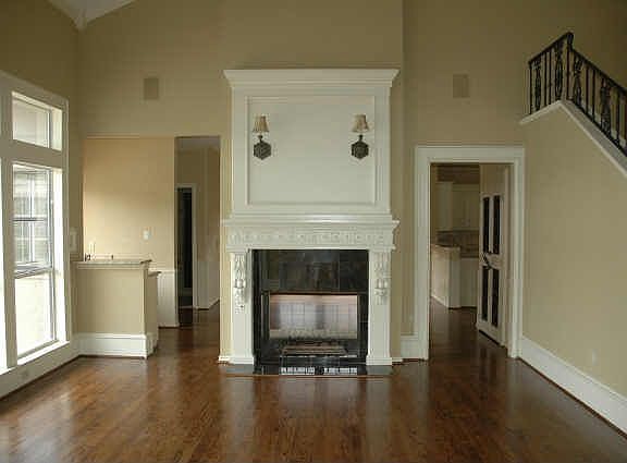 5th image of 5715 Covehaven Dr
