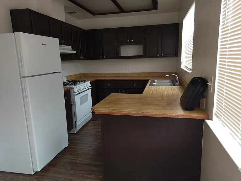 2282 Ray Kanel Dr — Photo 3